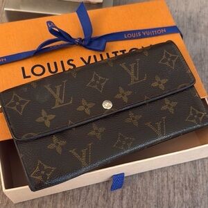 Authentic Louis Vuitton Long Wallet